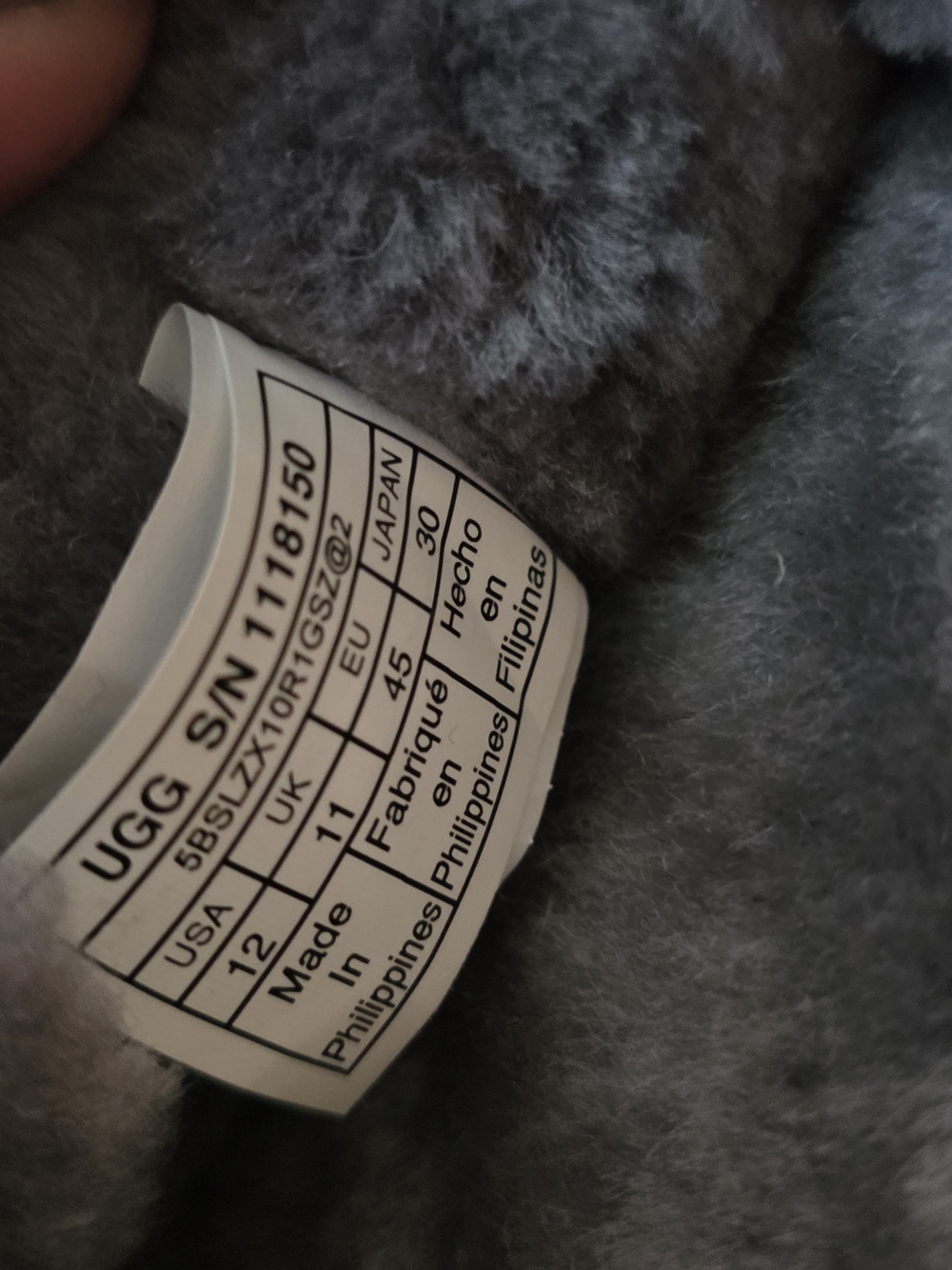 UGG Fluffita Slide Sandals in Gray - Picture 4 of 4